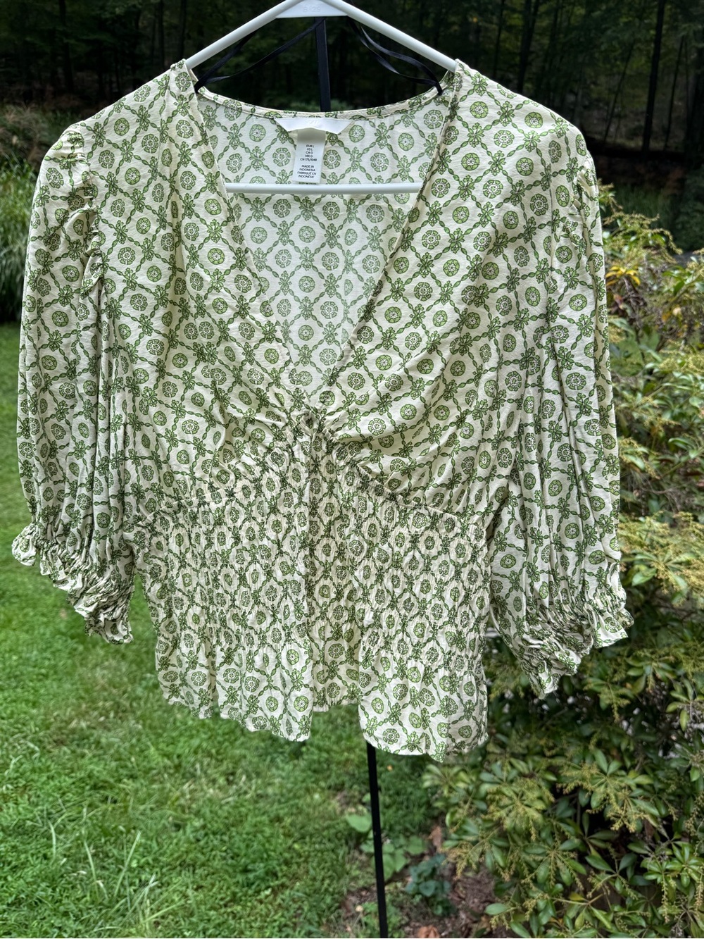 H&M Green Printed Smocked Waist V-Neck Blouse